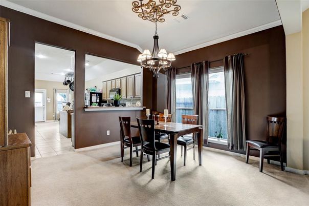 Chandelier, Dining room, Interior, Kitchen