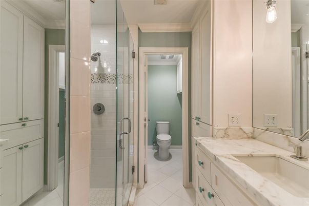 Bathroom, Dual Sink Vanities, Glass Shower, Interior