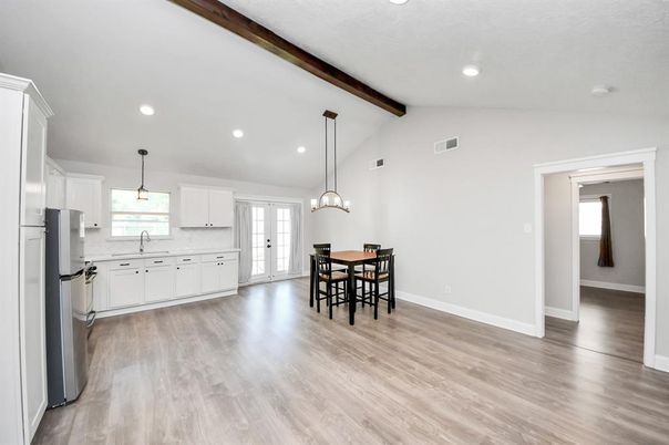Dining room, Interior, Kitchen, Pendant Lights, Recessed Lighting, Wooden Beams, Wood Texture Flooring