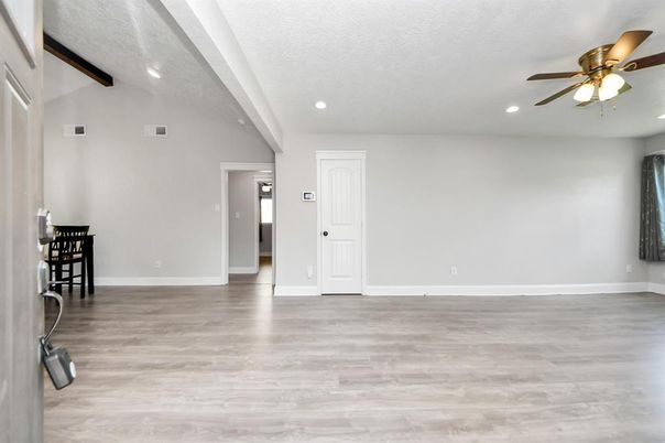 Empty room, Interior, Recessed Lighting, Wood Texture Flooring