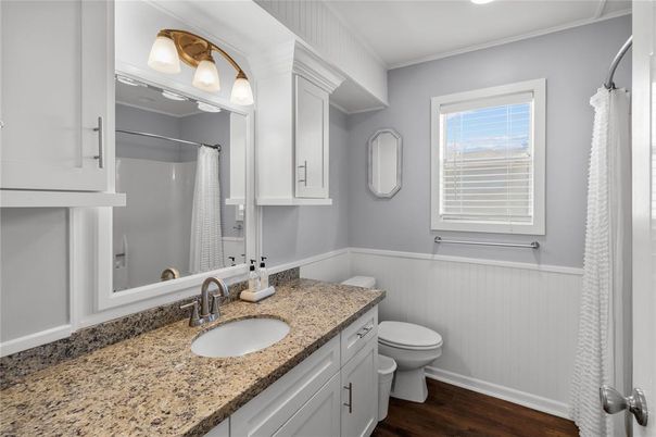 Bathroom, Dual Sink Vanities, Interior, Wood Texture Flooring