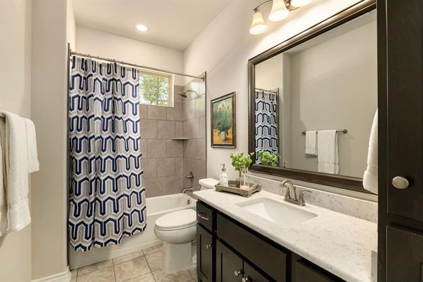 Bathroom, Interior, Recessed Lighting
