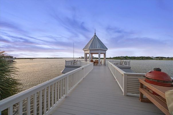 Exterior, Water