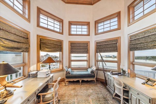 Home Office, Interior, Water