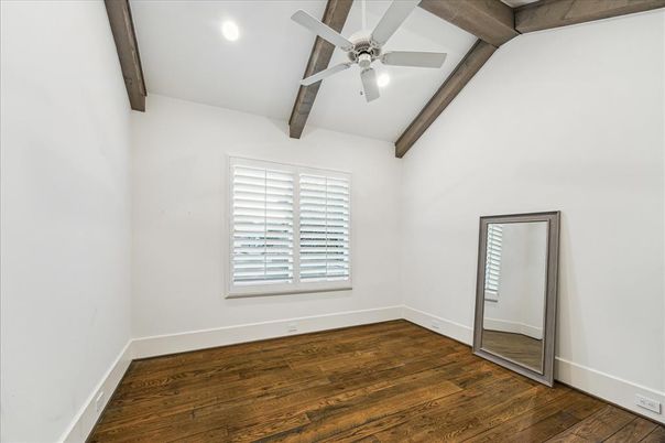 Empty room, Interior, Recessed Lighting, Wooden Beams, Wood Texture Flooring