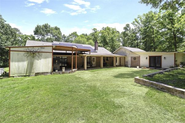 Backyard, Exterior, Hot Tub, Solar Panels