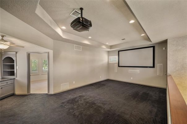 Empty room, Interior, Projection Screen, Recessed Lighting, Theatre Room