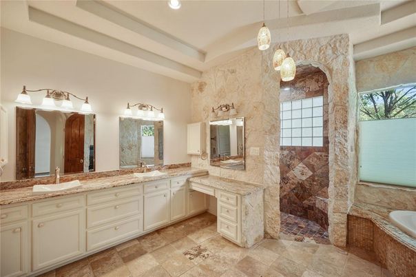 Bathroom, Dual Sink Vanities, Interior, Pendant Lights, Recessed Lighting