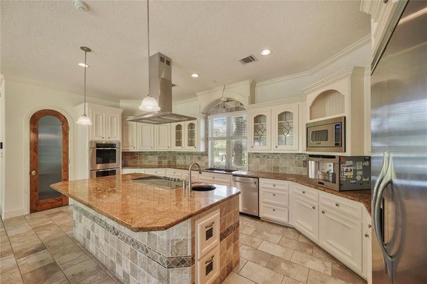 Interior, Kitchen, Pendant Lights, Recessed Lighting, Stainless Steel Appliances