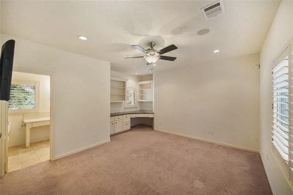 Bathroom, Empty room, Interior, Recessed Lighting