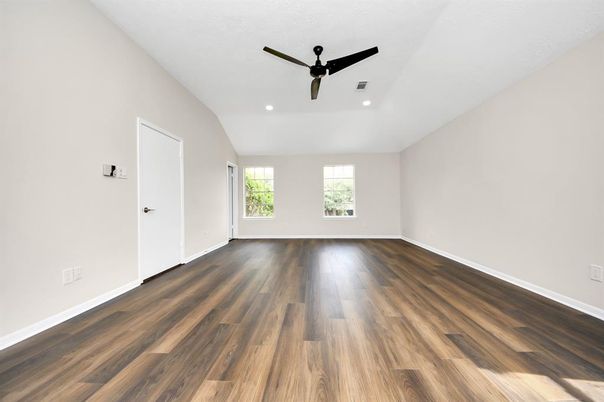 Empty room, Interior, Recessed Lighting, Wood Texture Flooring