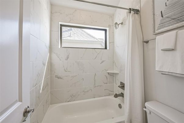 Bathroom, Interior, Marble Walls
