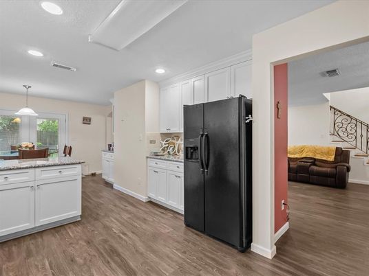 Dining room, Interior, Kitchen, Pendant Lights, Recessed Lighting, Wood Texture Flooring