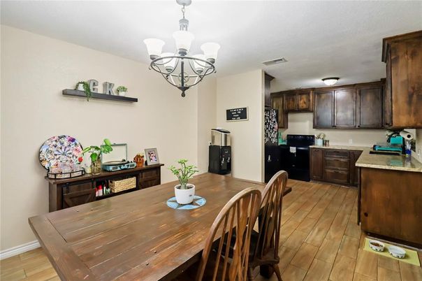 Chandelier, Dining room, Interior, Kitchen, Wood Texture Flooring