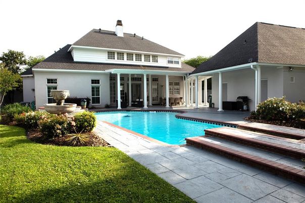 Exterior, Pool