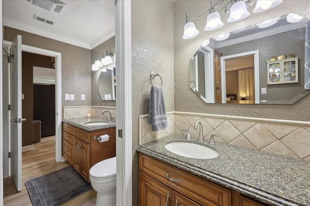 Bathroom, Dual Sink Vanities, Interior, Wood Texture Flooring