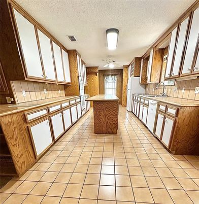 Interior, Kitchen, Tile Countertops