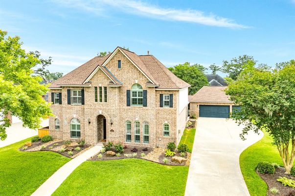 Exterior, Facade, Brick Facade, French Provincial