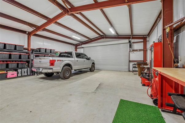 Garage, Interior