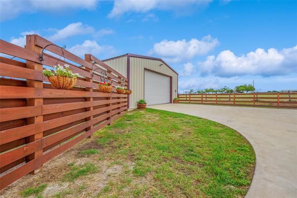 Backyard, Detached Garage, Exterior