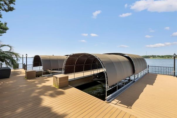 Exterior, Water