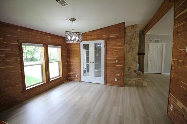 Chandelier, Empty room, Interior, Pendant Lights, Wood Texture Flooring, Wooden Walls