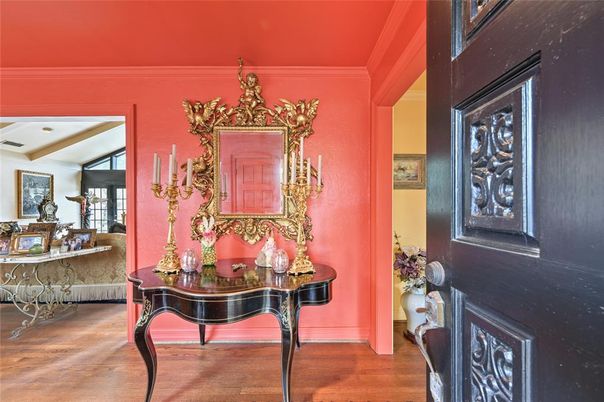 Chandelier, Interior, Piano, Wood Texture Flooring