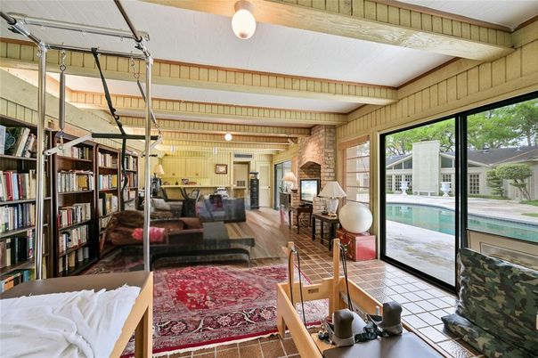 Interior, Wooden Beams