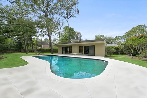 Backyard, Exterior, Pool