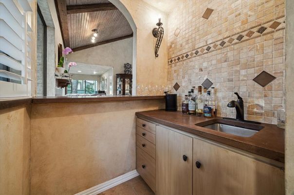 Bathroom, Interior, Stone Walls
