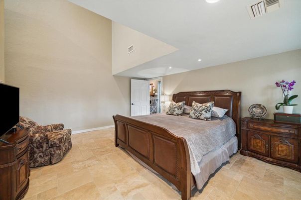 Bedroom, Interior, Recessed Lighting
