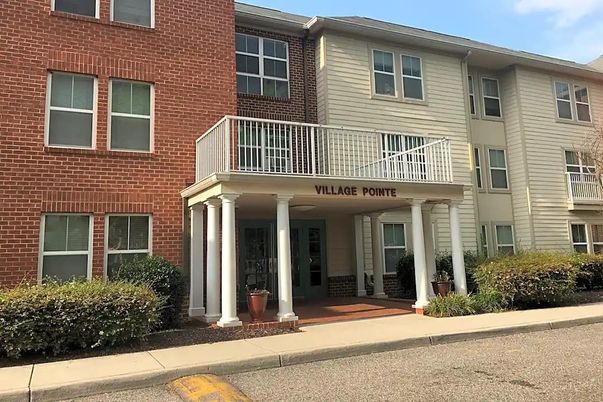 Exterior, Facade, Brick Facade, Rowhouse