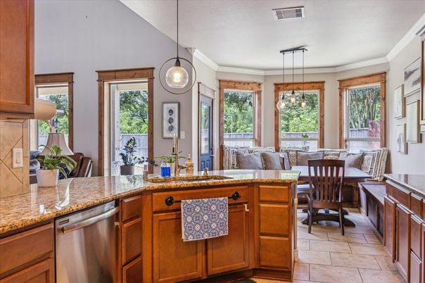 Dining room, Interior, Kitchen, Pendant Lights