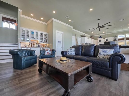 Interior, Living room, Pendant Lights, Recessed Lighting, Wood Texture Flooring