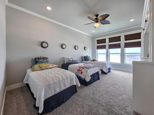 Bedroom, Interior, Recessed Lighting, Water