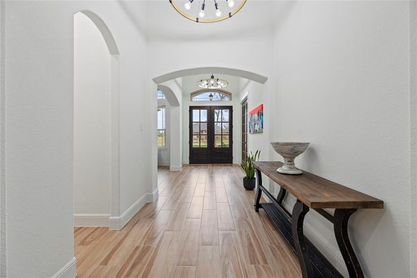 Chandelier, Interior, Wood Texture Flooring