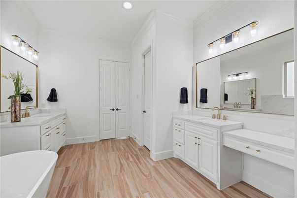 Bathroom, Dual Sink Vanities, Free Standing Baths, Interior, Recessed Lighting, Wood Texture Flooring