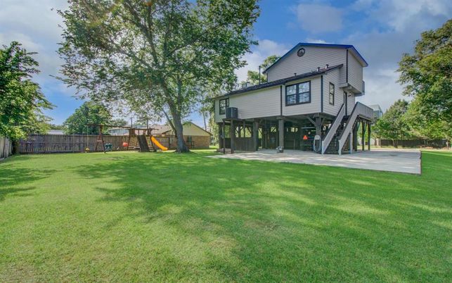 Backyard, Exterior, Playground