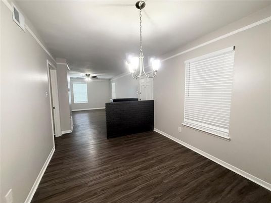 Interior, Pendant Lights, Wood Texture Flooring