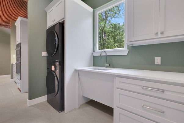 Interior, Utility Closets, Washer