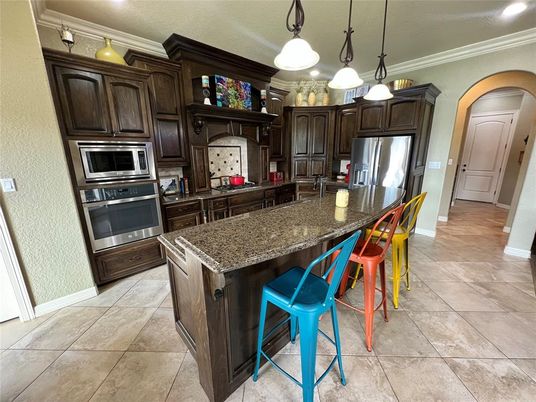 Interior, Kitchen, Pendant Lights, Recessed Lighting, Stainless Steel Appliances