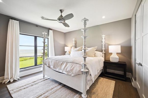 Bedroom, Interior, Recessed Lighting, Water, Wood Texture Flooring