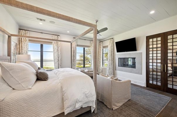 Bedroom, Fireplace, Interior, Recessed Lighting, Wood Texture Flooring