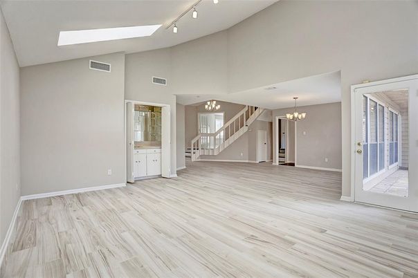 Chandelier, Empty room, Interior, Wood Texture Flooring