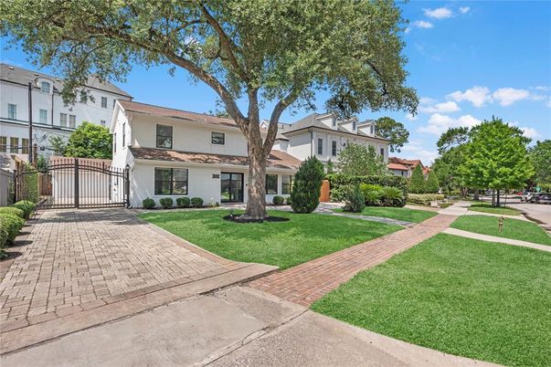 Backyard, Exterior, Facade, French Provincial