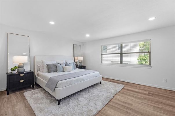 Bedroom, Interior, Recessed Lighting, Wood Texture Flooring