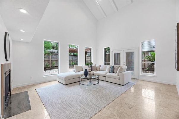 Fireplace, Interior, Living room, Recessed Lighting