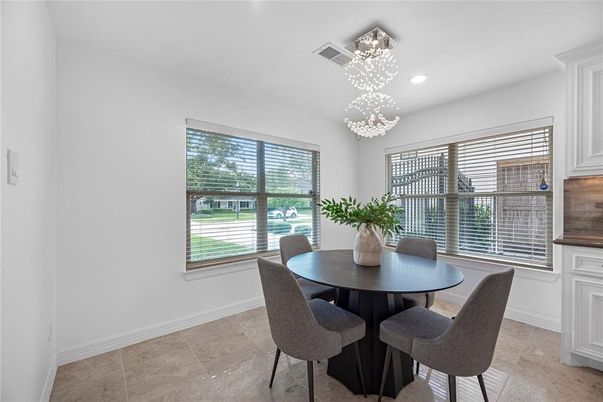 Chandelier, Dining room, Interior, Recessed Lighting