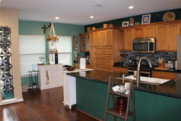 Interior, Kitchen, Recessed Lighting, Wood Texture Flooring