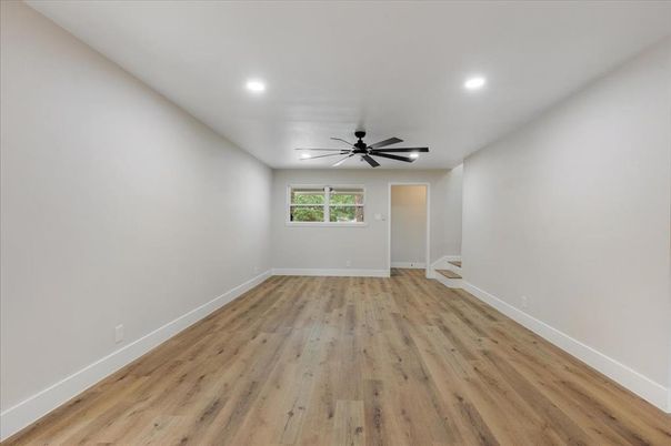 Empty room, Interior, Recessed Lighting, Wood Texture Flooring